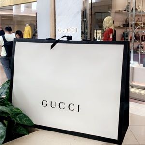 Meet your Posher, Jaynie